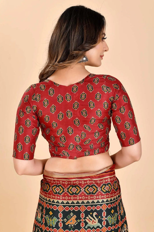 Woman wearing Classic Patola Manipuri Printed saree Blouse.