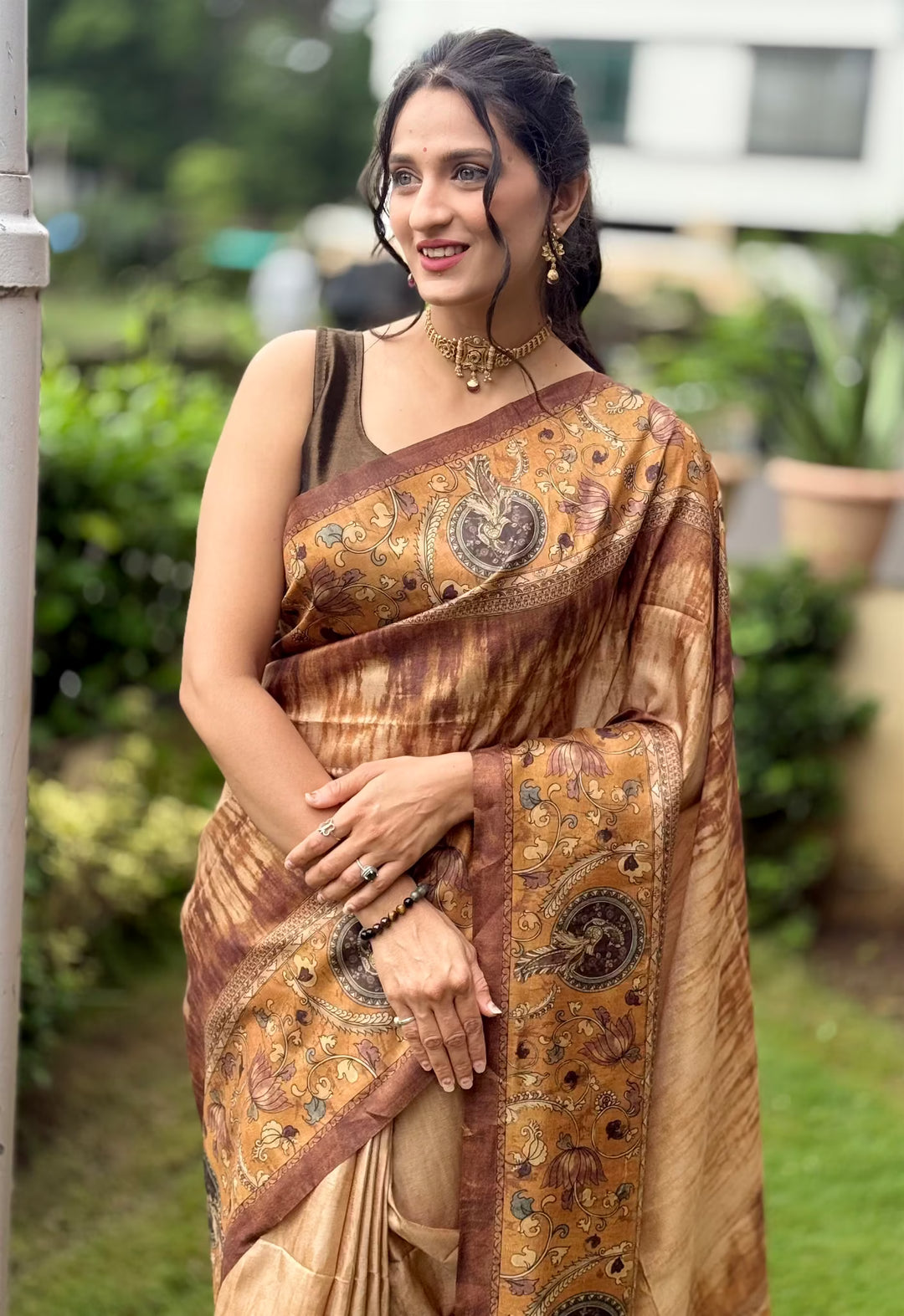 Antique peacock pallu printed saree for woman by Ethnic Today.