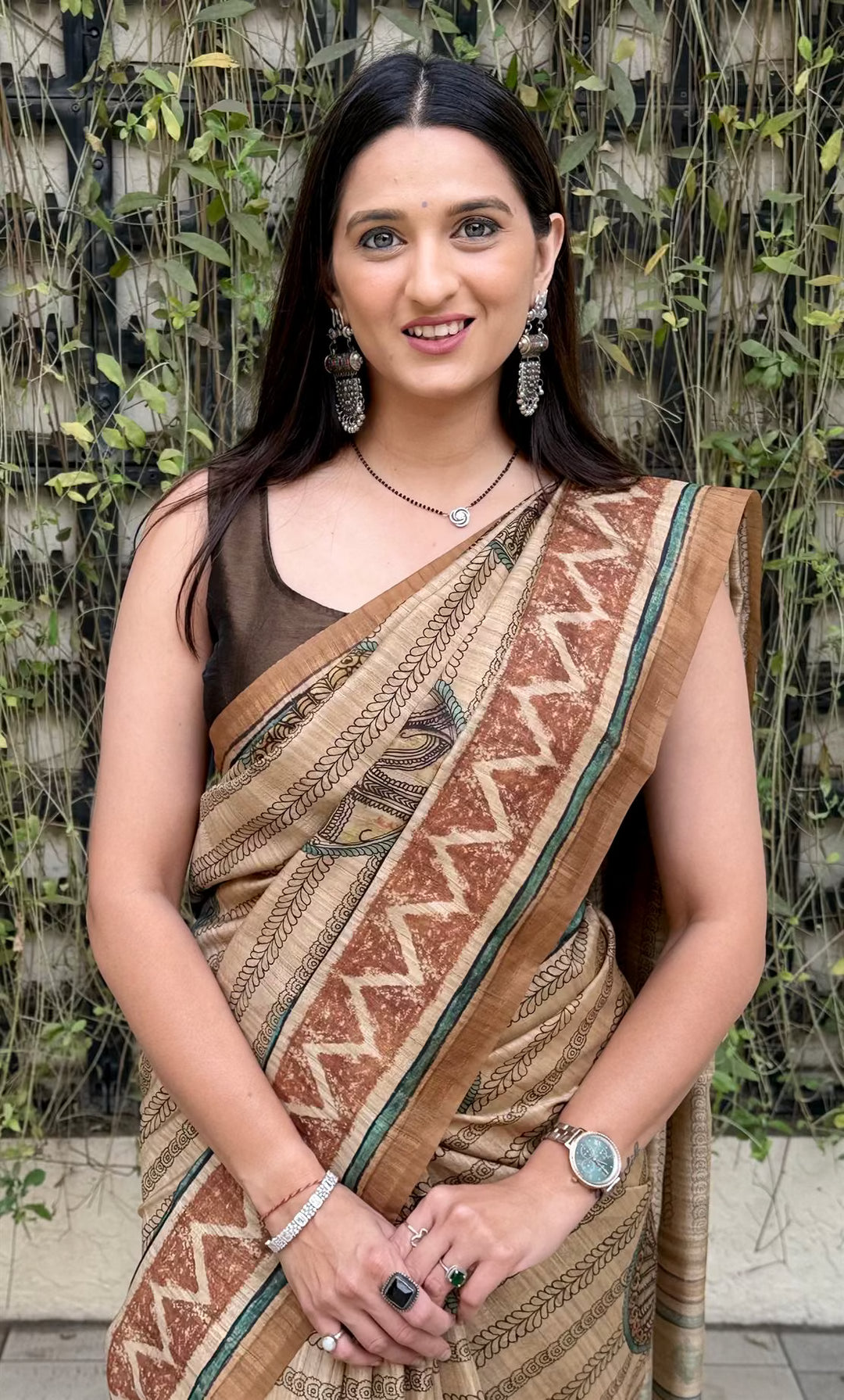 Chevron zigzag with Brown printed border saree for woman by Ethnic Today.