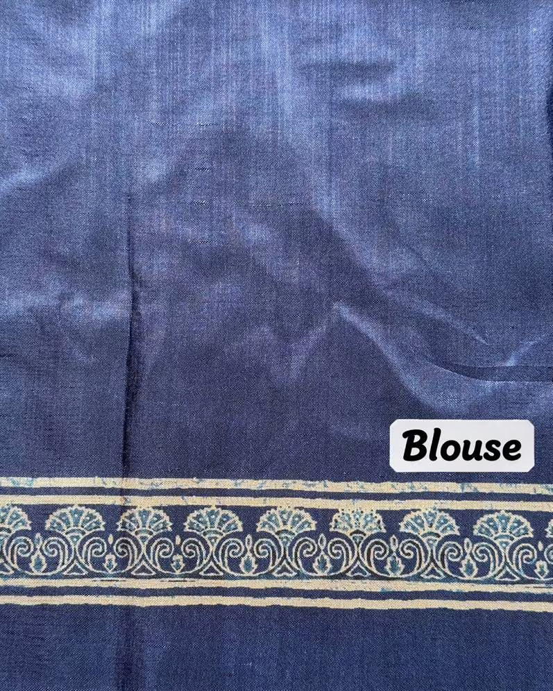 Plain Indigo blouse with printed border for woman.