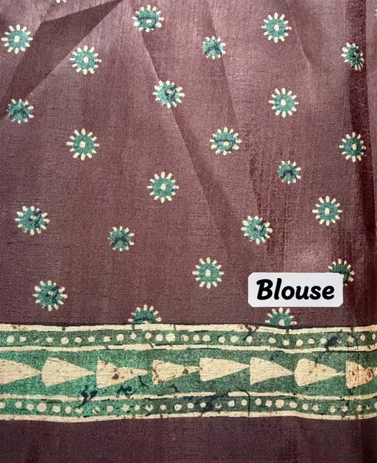Printed blouse in Brown and Green tones for woman.