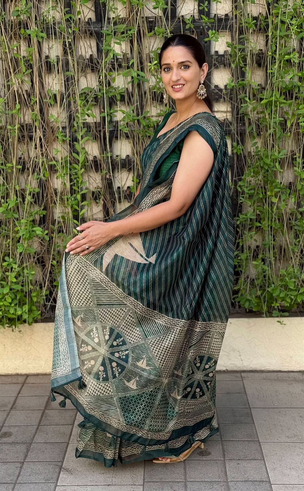Woman in Lehariya Boat Print Chanderi Silk Saree by Ethnic Today.
