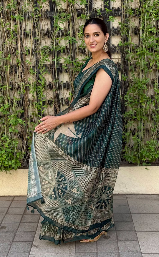Woman in Lehariya Boat Print Chanderi Silk Saree by Ethnic Today.
