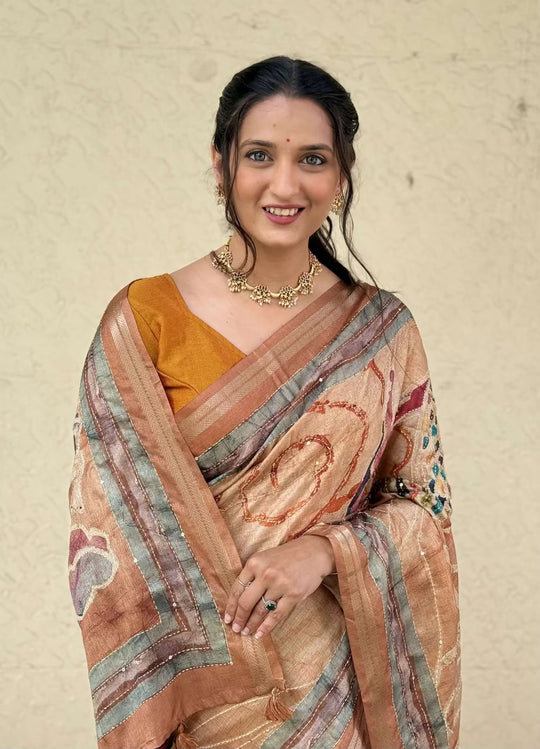 Woman in Abstract Print With Kalamkari Pallu Saree.