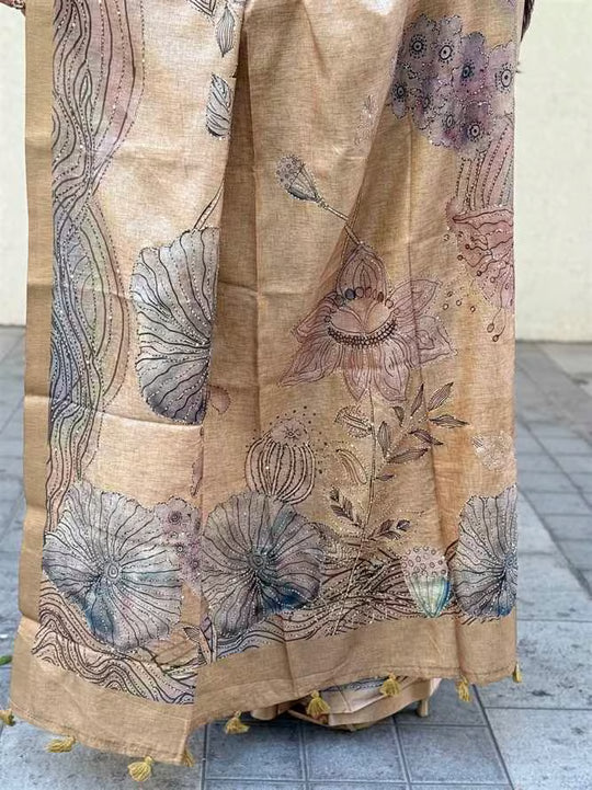 Champagne Beige saree pallu in Katha work by Ethnic Today.