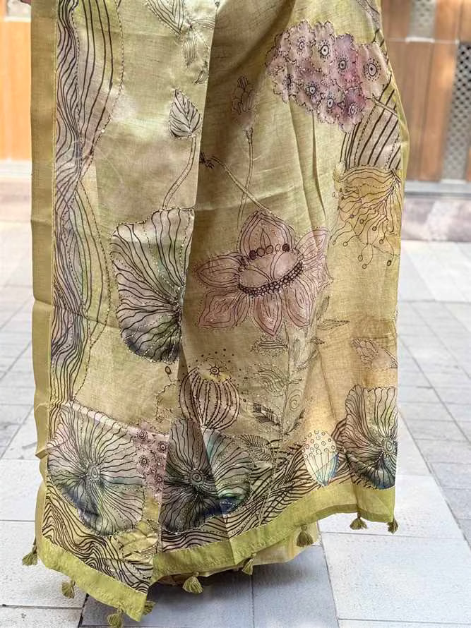 Green Botanical katha work saree pallu by Ethnic Today.