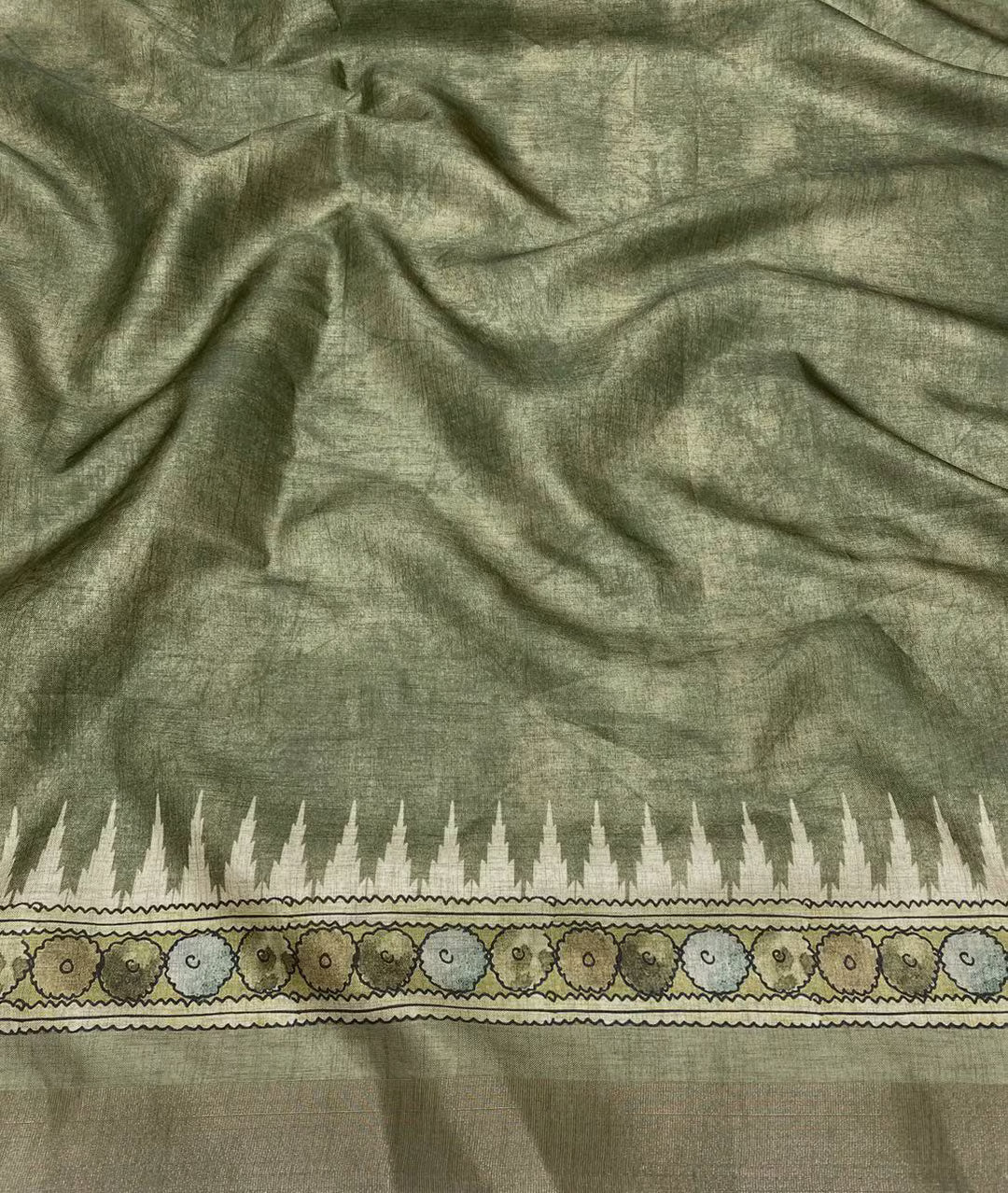 Mehndi Blouse with printed border for woman by Ethnic Today.