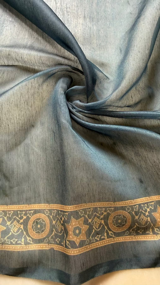 Solid print blouse with printed border same as saree by Ethnic Today.