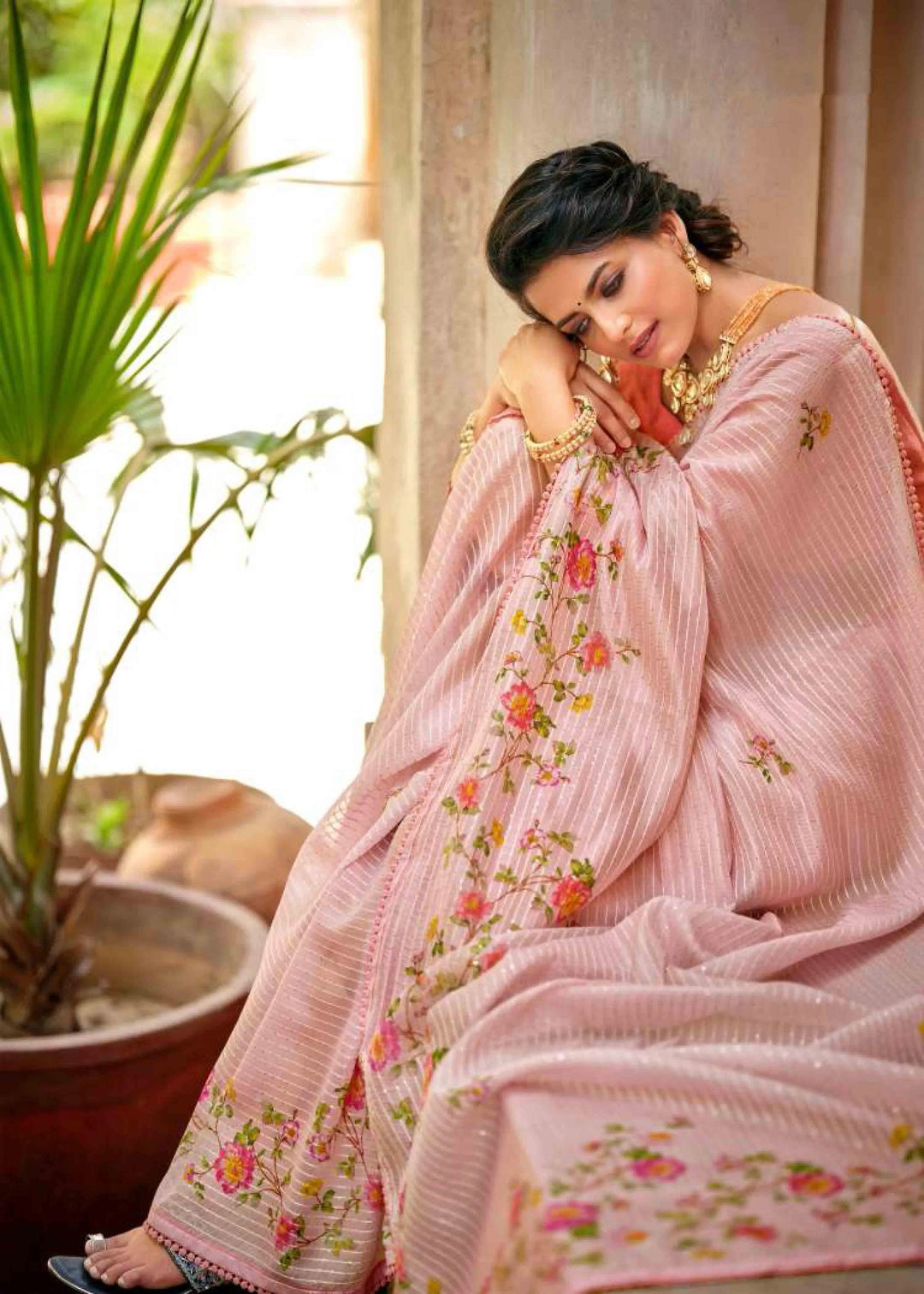 Pink C pallu printed saree for woman by Ethnic today.